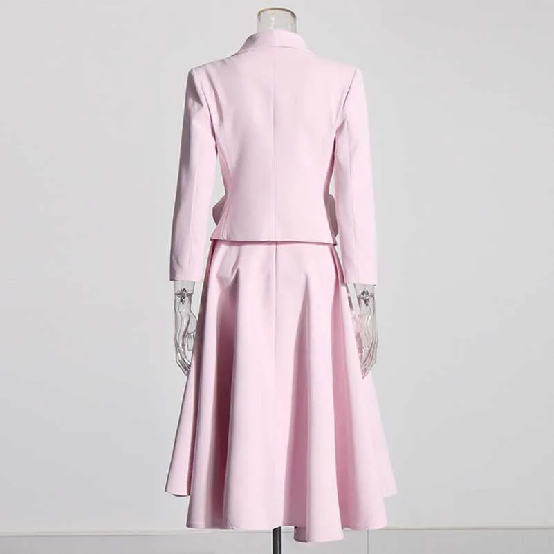 2-Piece 3D Rose Blazer With Pleated Skirt Suit