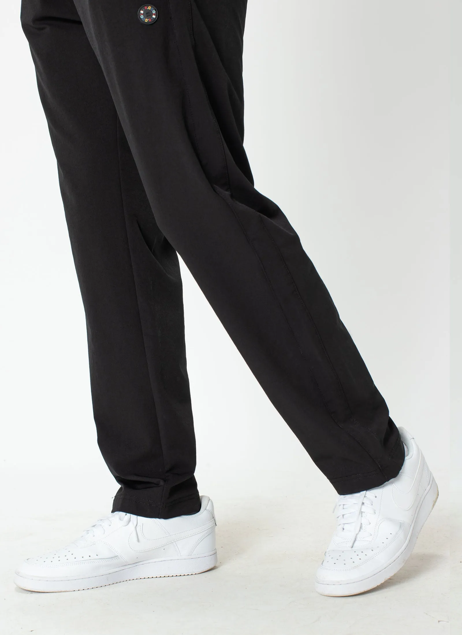 Badge Track Pant Black