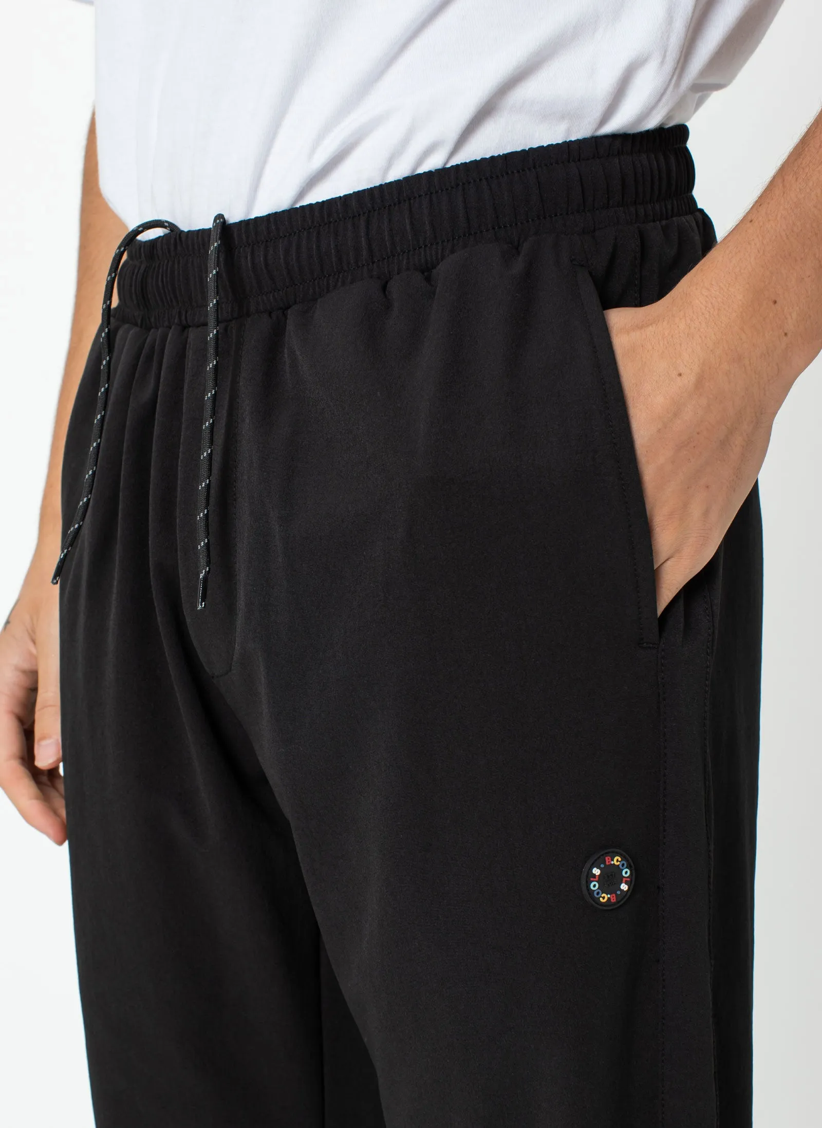 Badge Track Pant Black