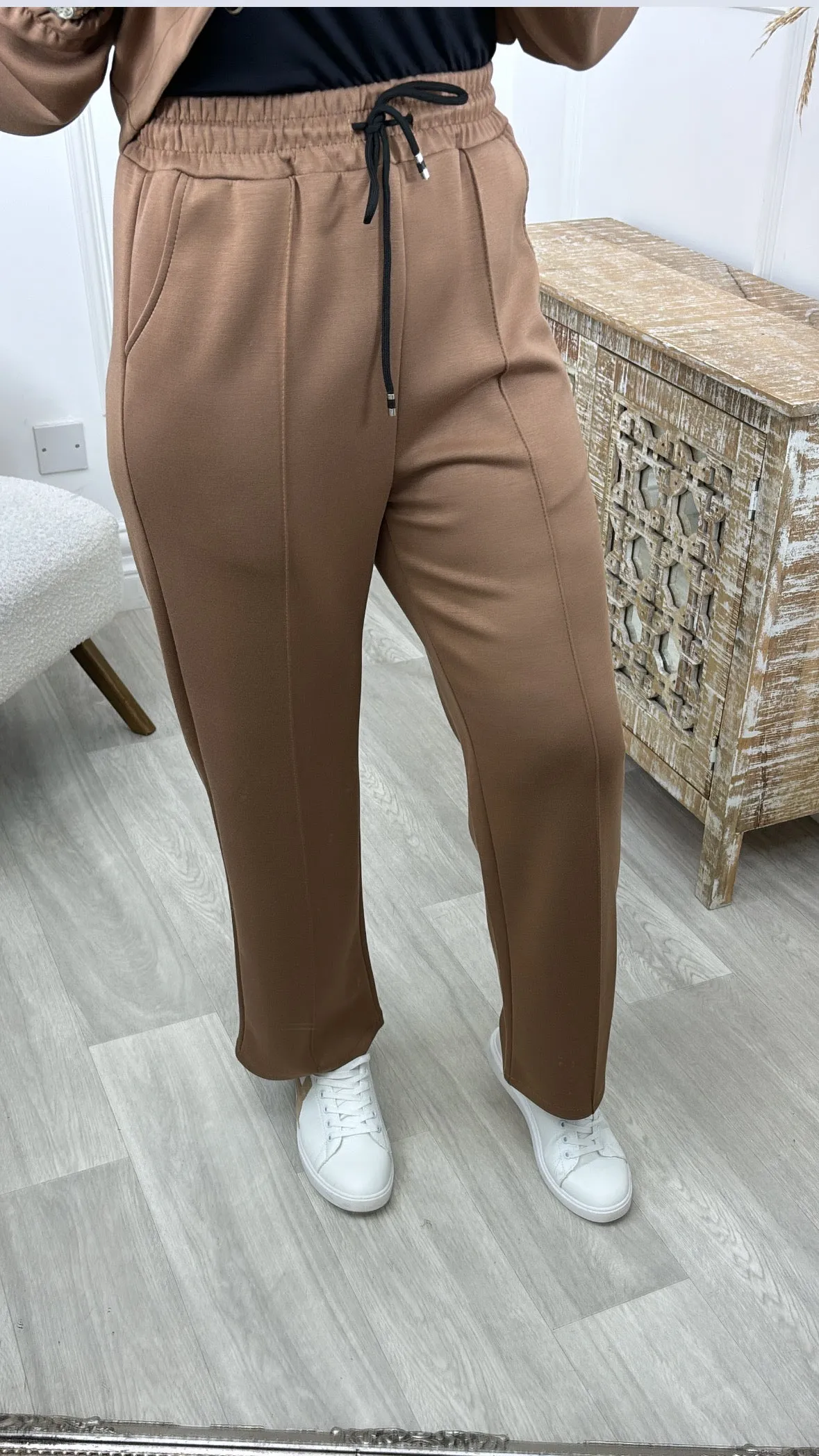 Cassidy Brown Front Seam Trousers 30 leg length