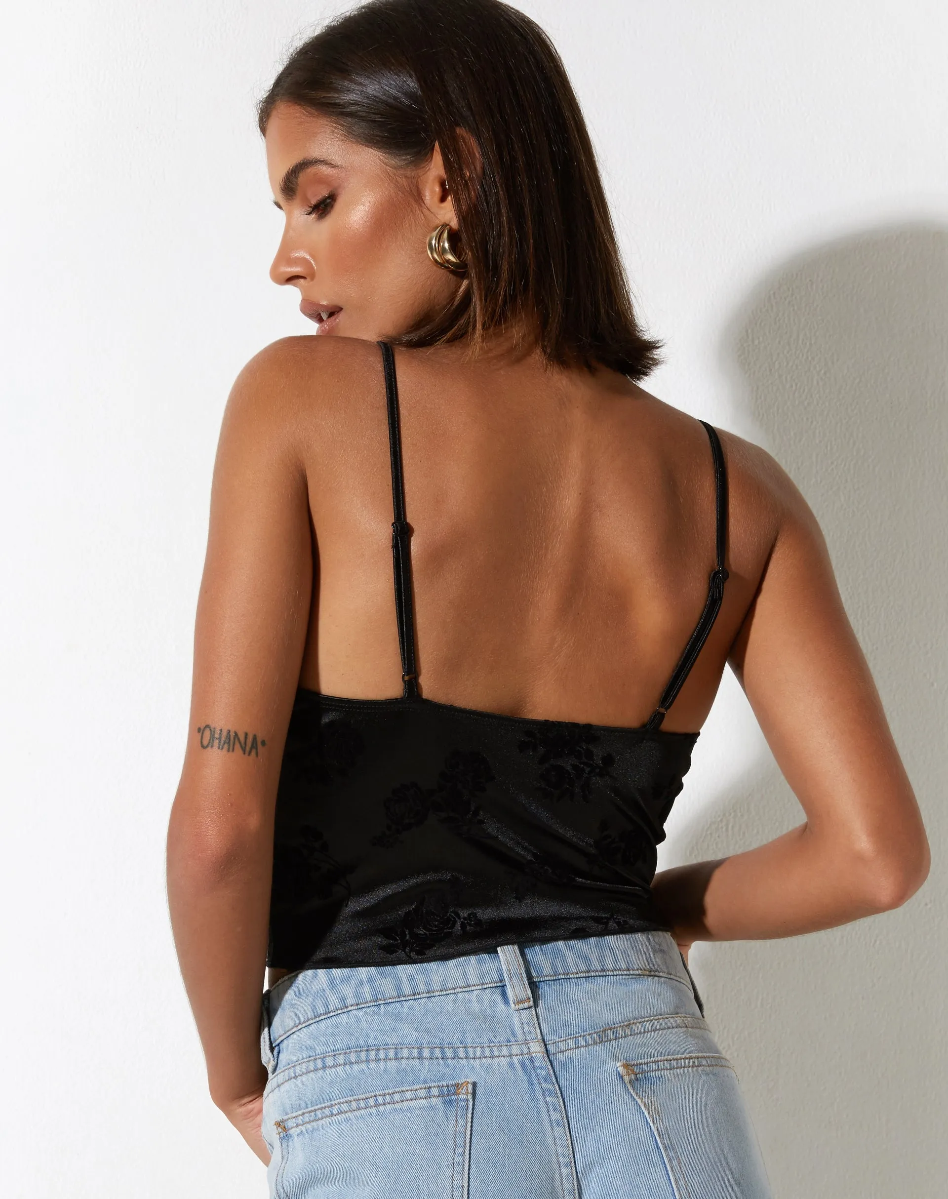 Ekana Crop Top in Black Rose Flock