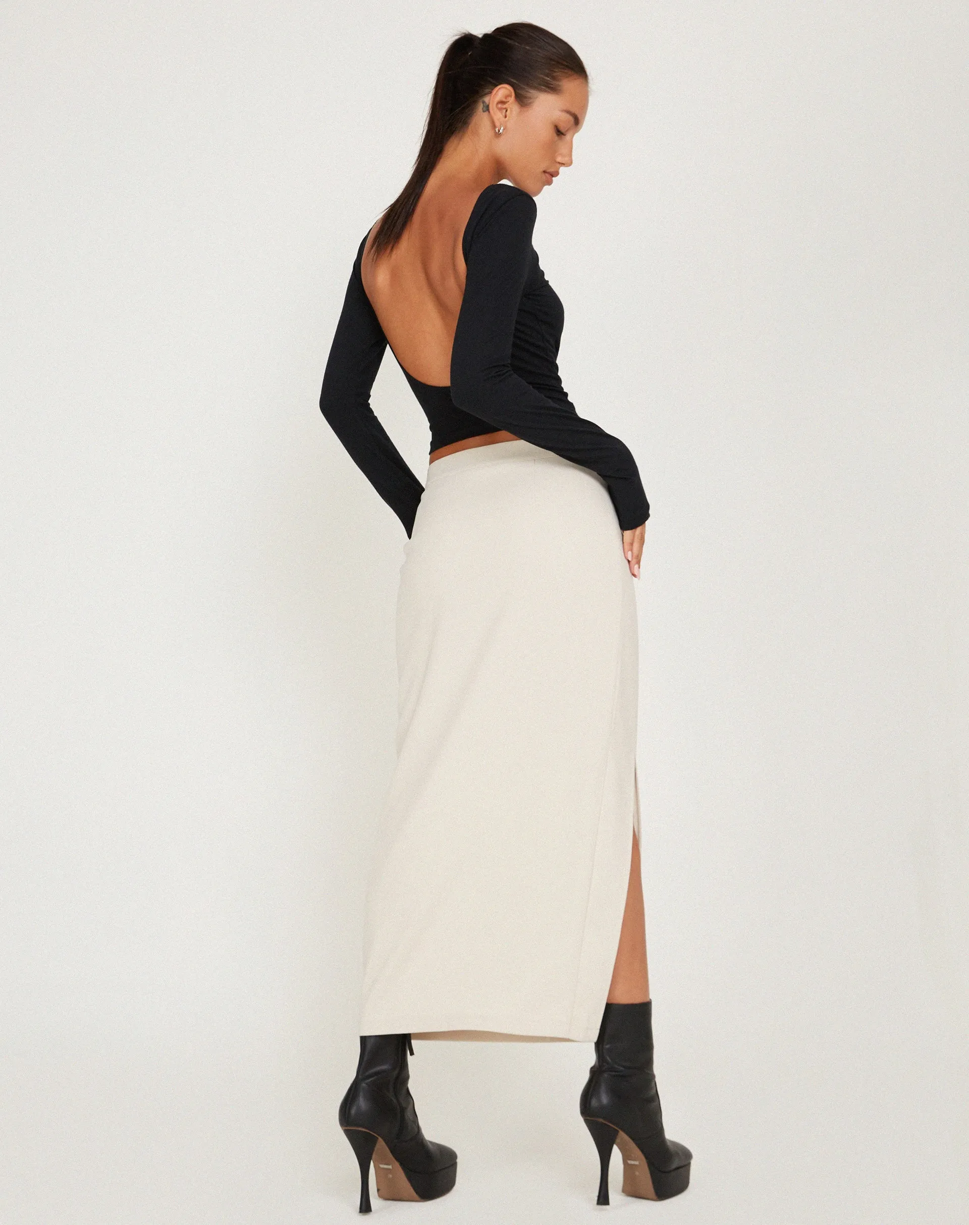 Evinta Low Rise Maxi Skirt in Light Cream