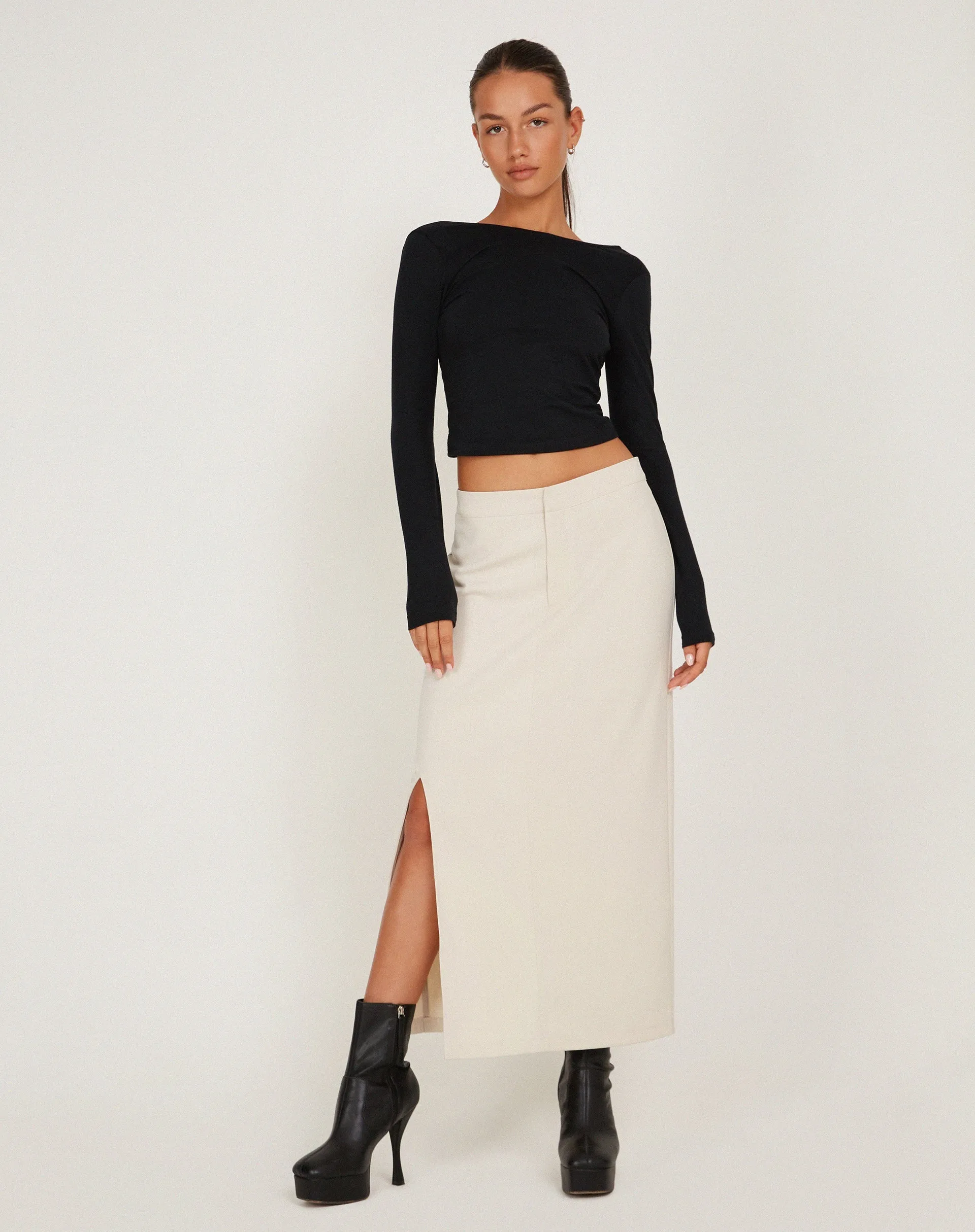 Evinta Low Rise Maxi Skirt in Light Cream