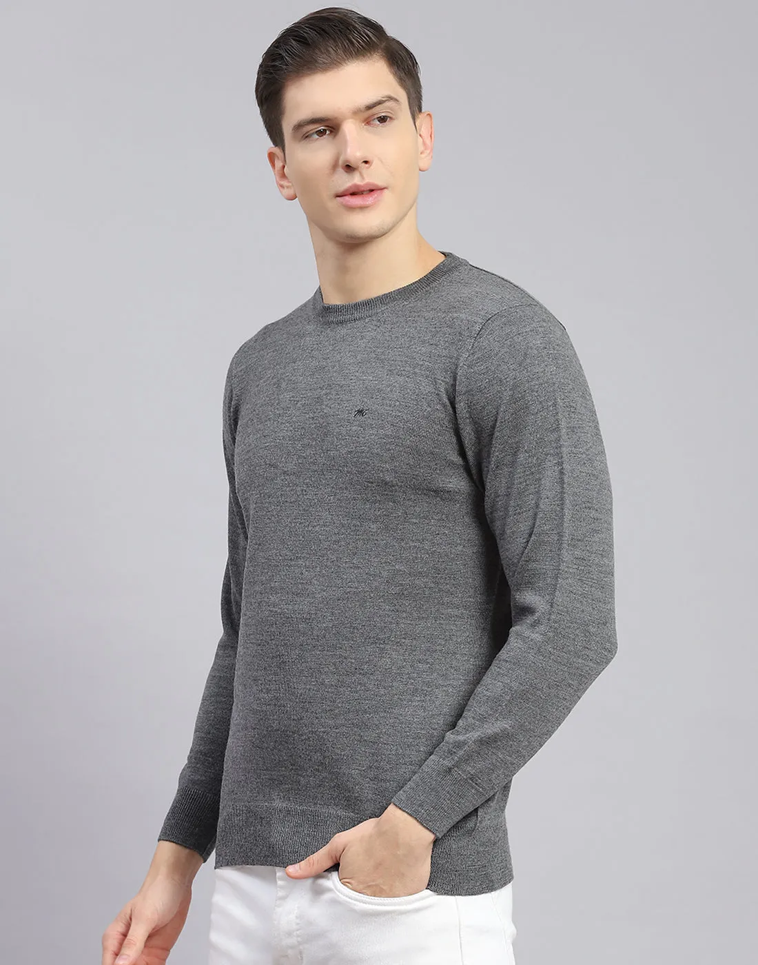 Men Grey Solid Round Neck Full Sleeve Sweater