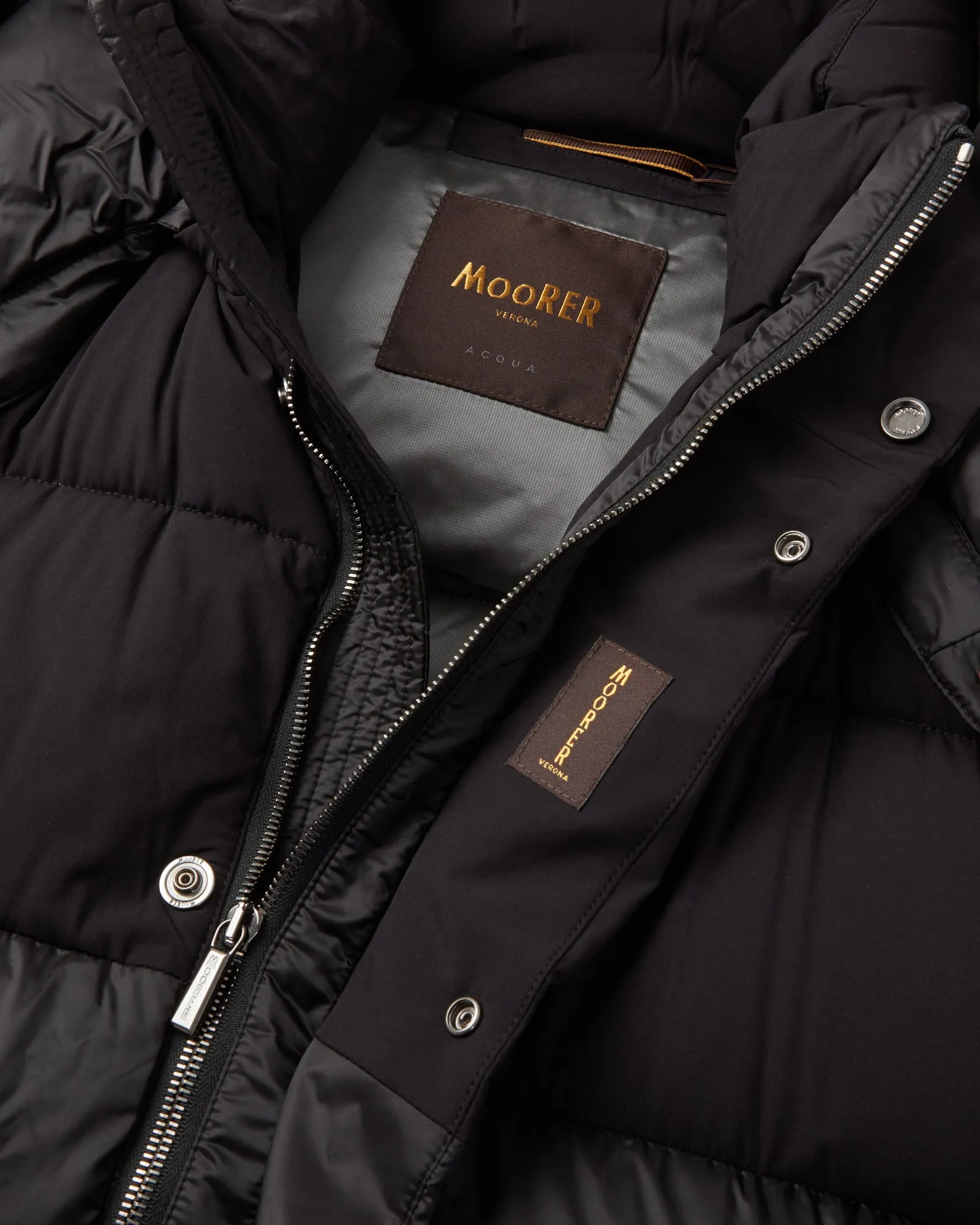 MooRER Quilted Stretch & Tech Sheen Parka With Detachable Hood - YURAN-SHK (Black)