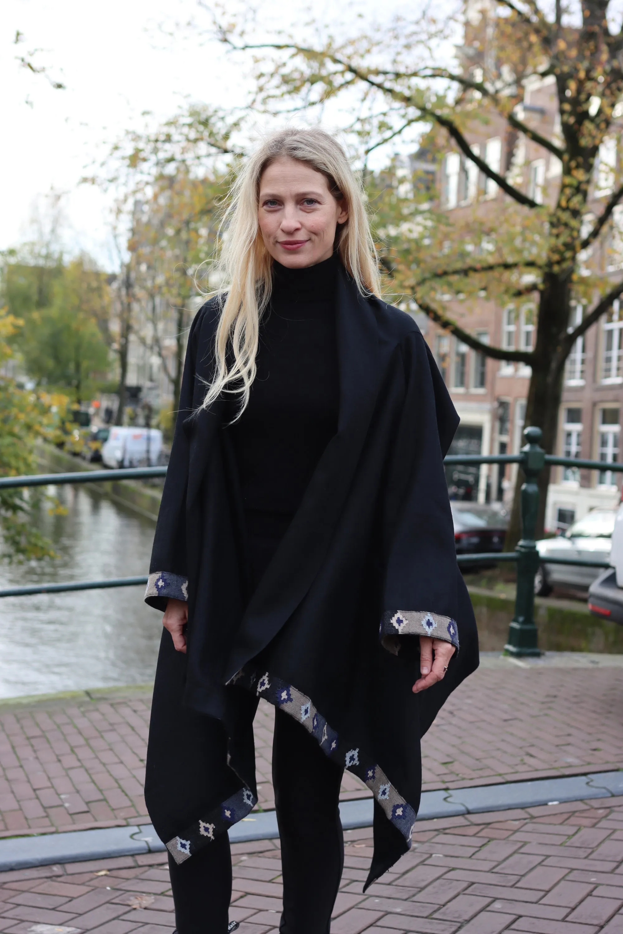 NEW! Wool Cape Coat Cocoon Black