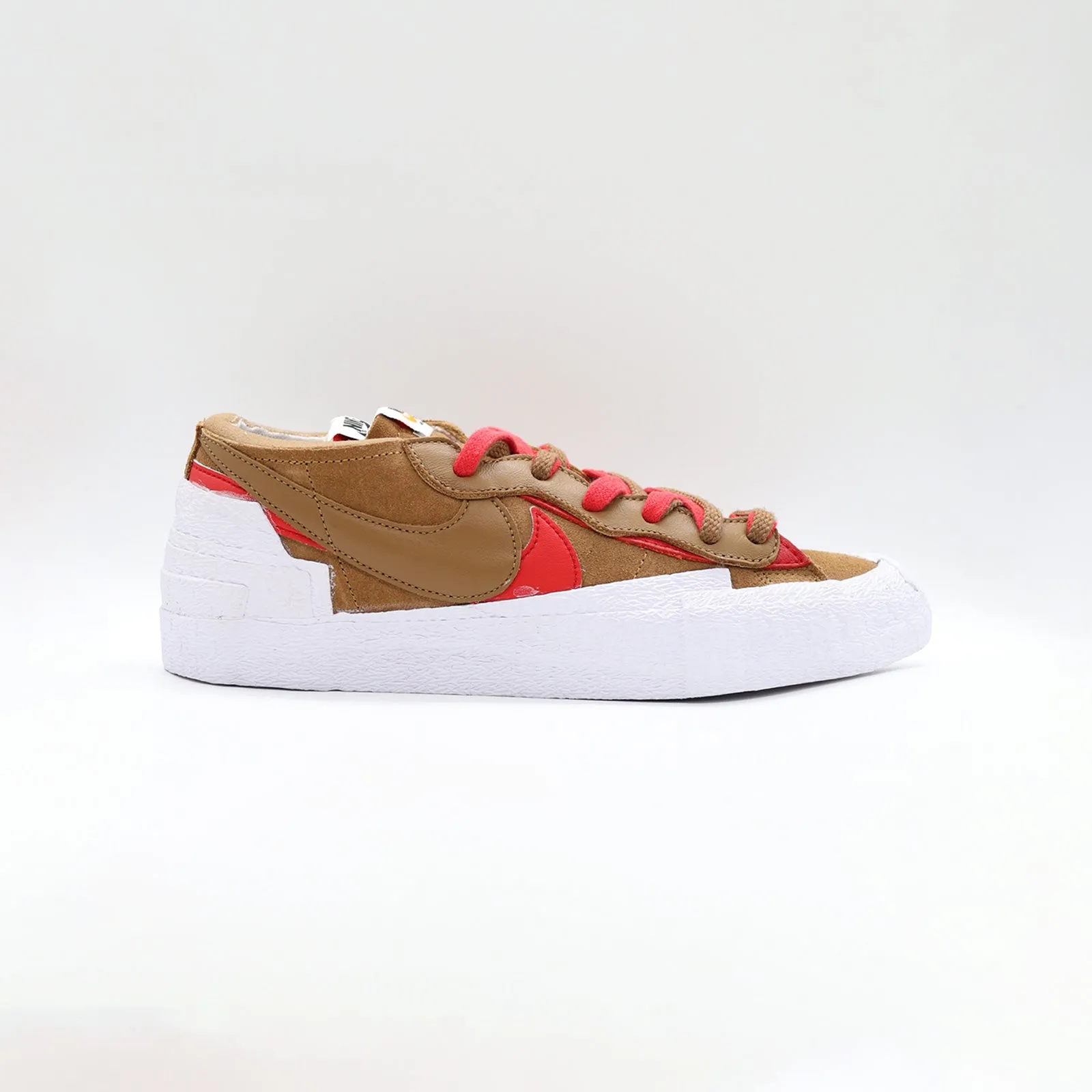 Nike Blazer Low, Sacai British Tan