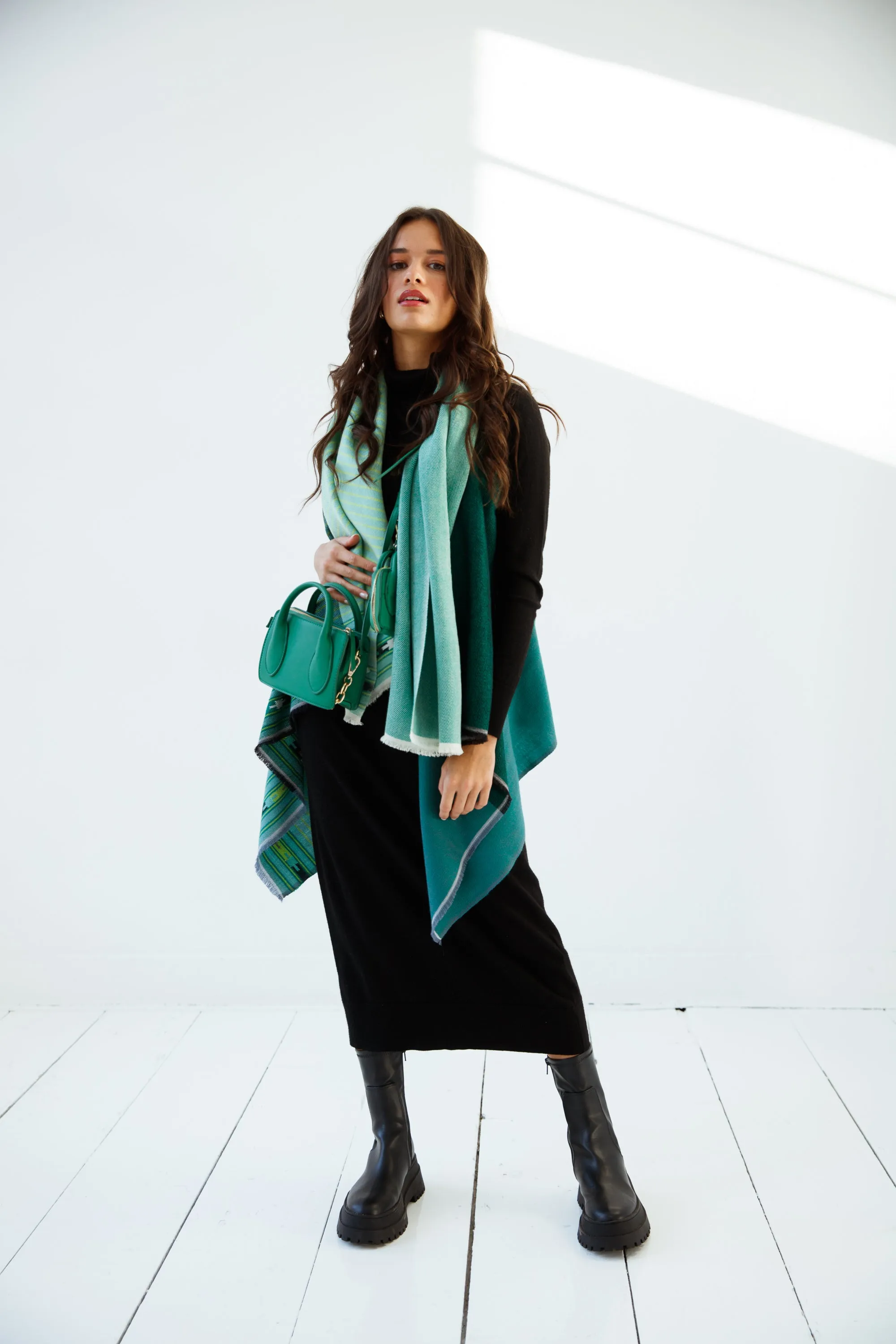 PETITE Light Wool Cape Fusion Green