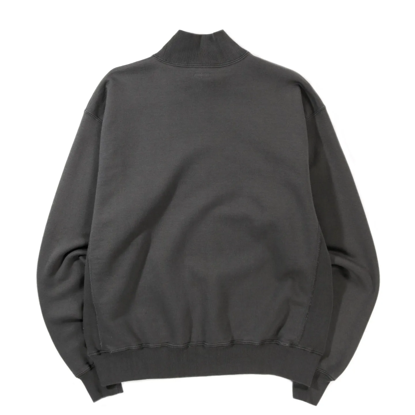 PHIGVEL MAKERS ATHLETIC TURTLENECK SWEAT CARBON