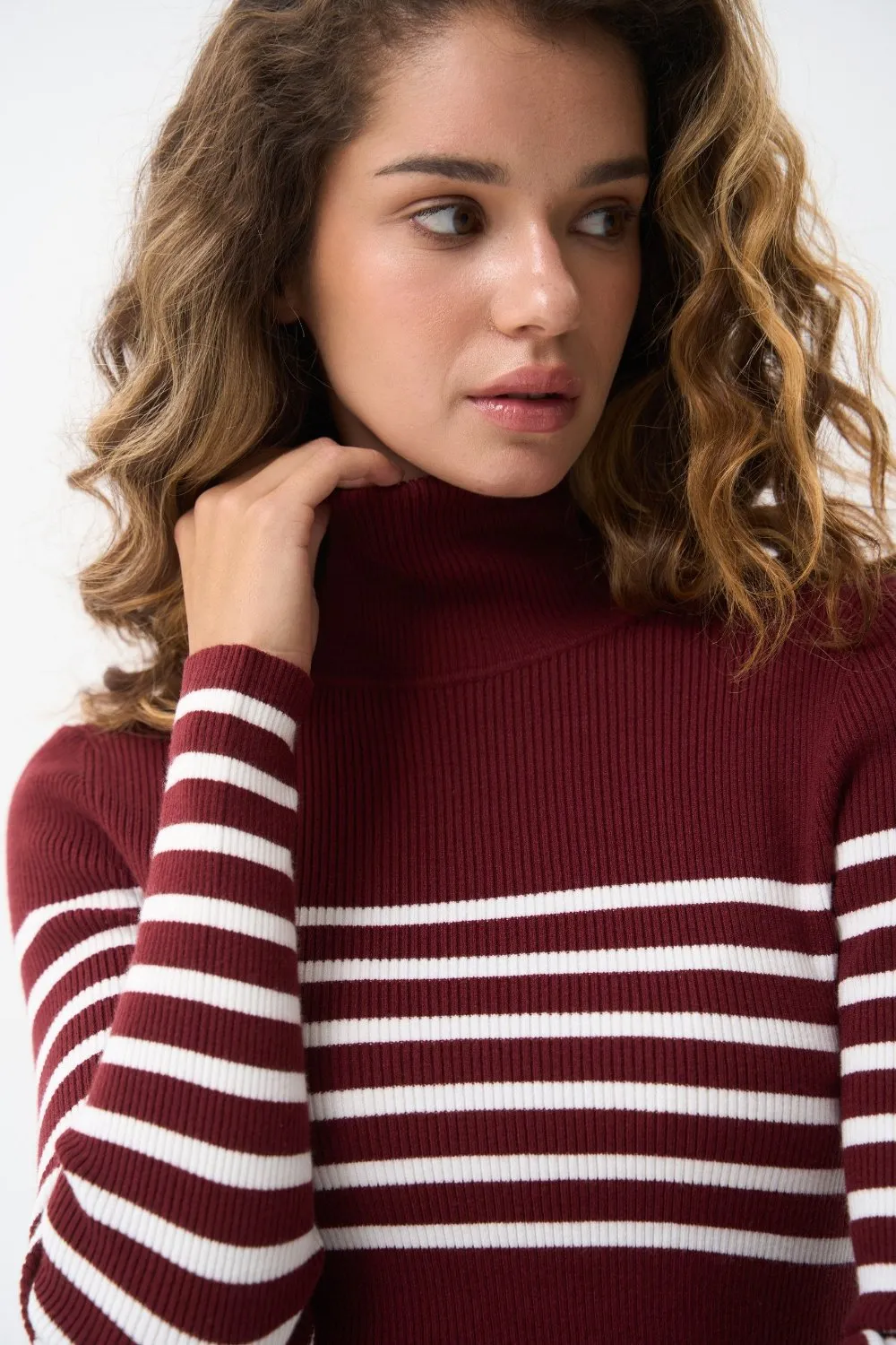 Red turtleneck sweater with a milky stripe