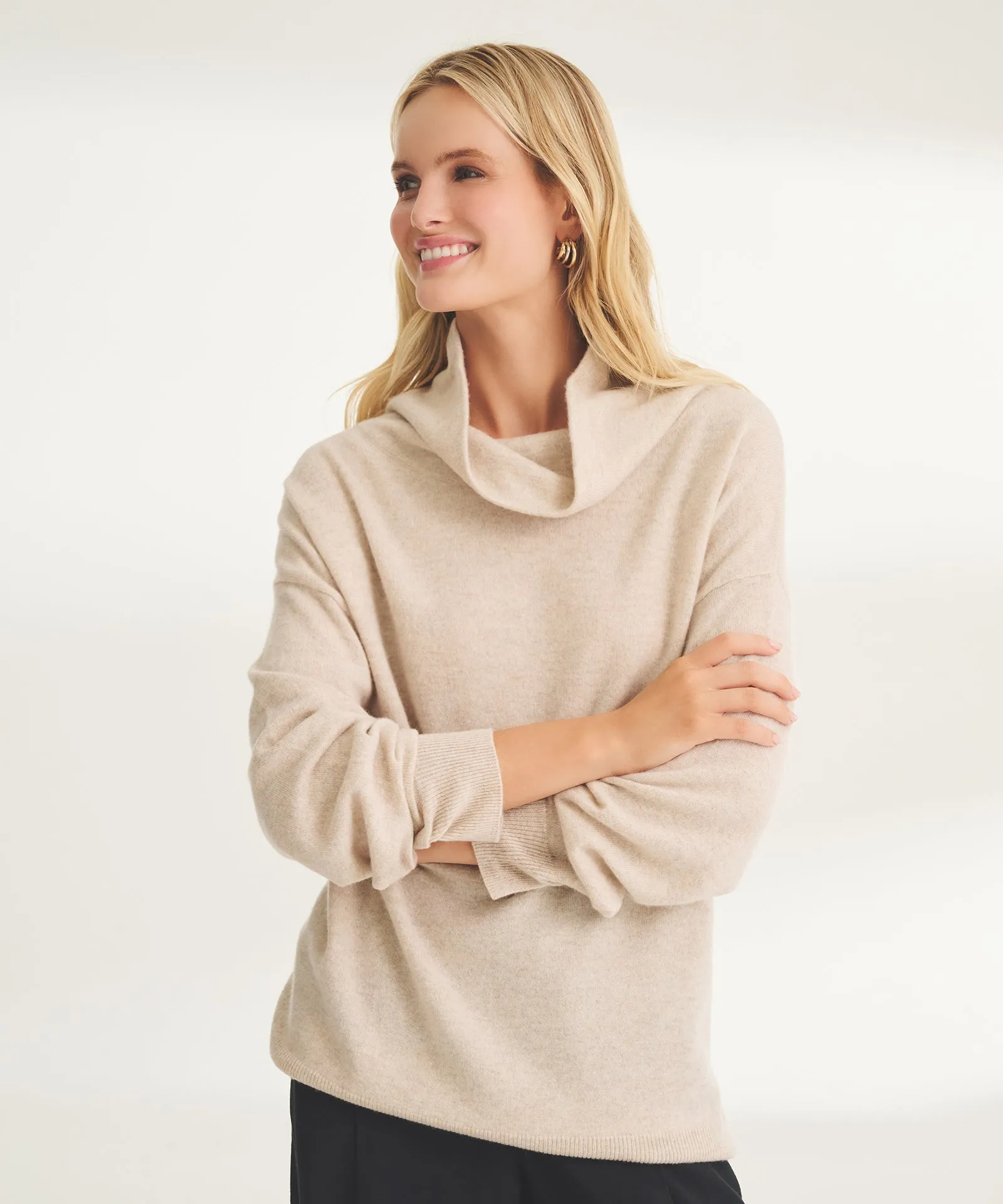 Signature Cashmere Funnel Turtleneck